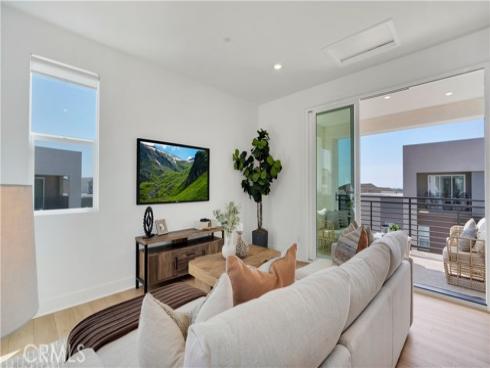 157 Sawbuck , Irvine, CA