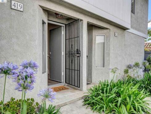 419 Tangelo , Irvine, CA