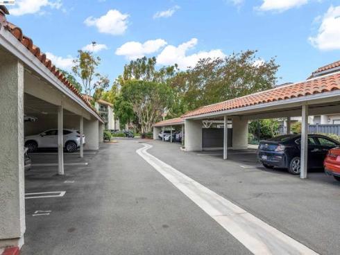 419 Tangelo , Irvine, CA