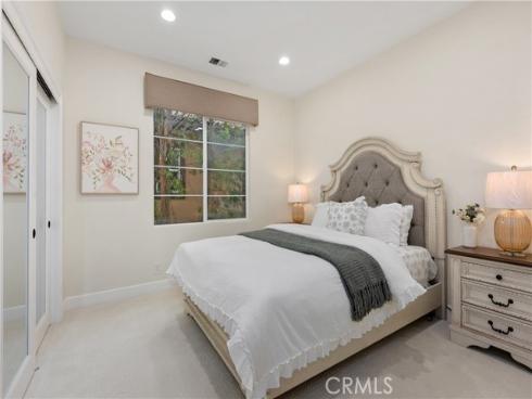 17 Canopy , Irvine, CA