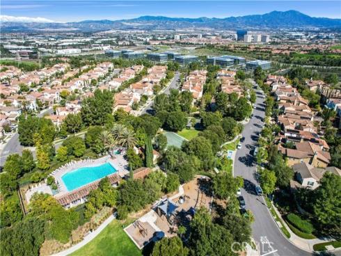 17 Canopy , Irvine, CA