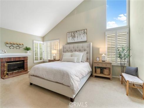 66 Emerald , Irvine, CA