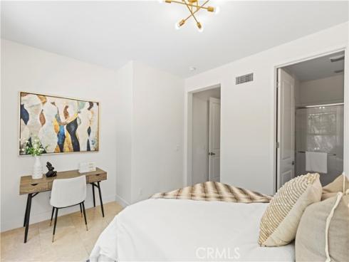 68 Gainsboro , Irvine, CA