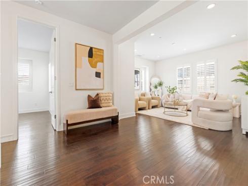 68 Gainsboro , Irvine, CA