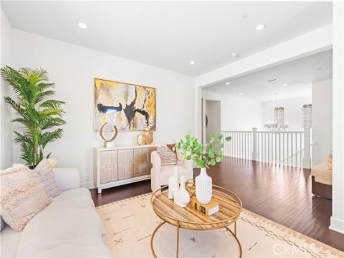 68 Gainsboro , Irvine, CA
