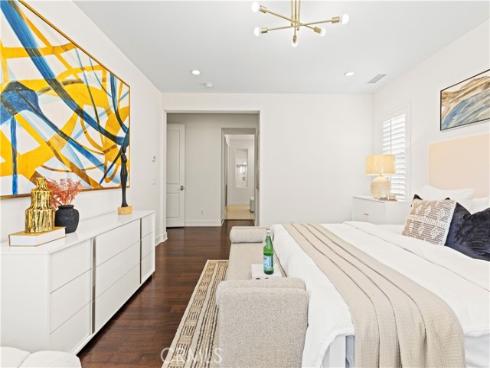 68 Gainsboro , Irvine, CA