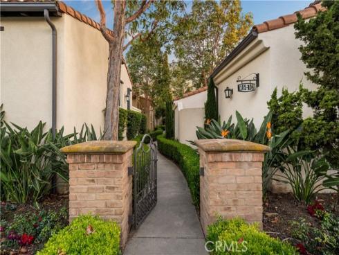 102 Chantilly , Irvine, CA