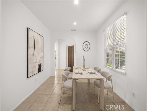 102 Chantilly , Irvine, CA