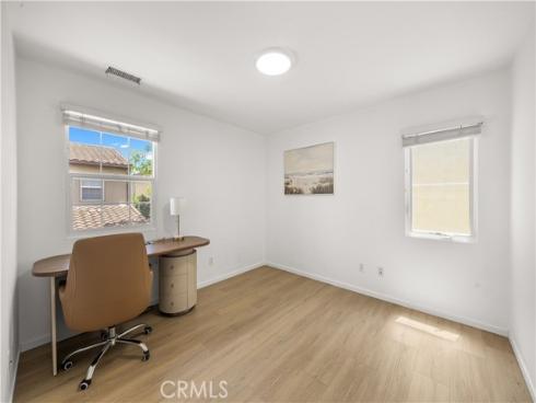 102 Chantilly , Irvine, CA
