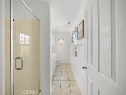 102 Chantilly , Irvine, CA