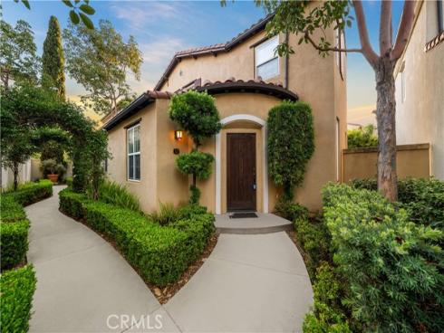 102 Chantilly , Irvine, CA