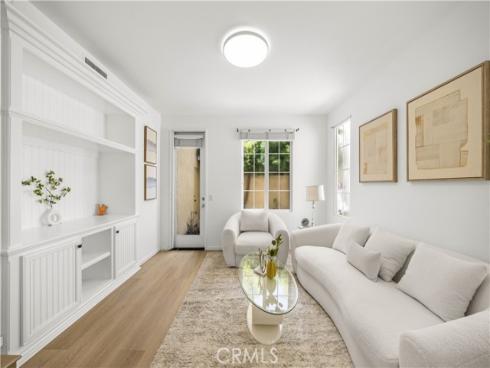102 Chantilly , Irvine, CA