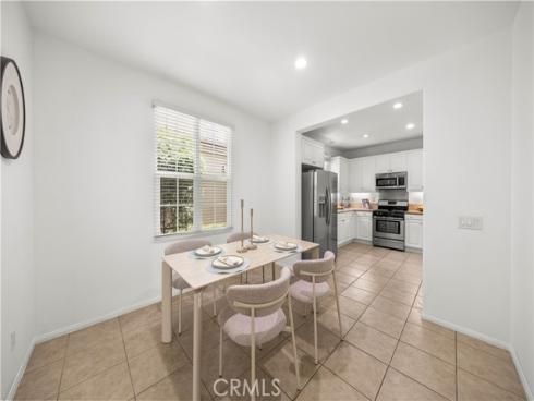 102 Chantilly , Irvine, CA