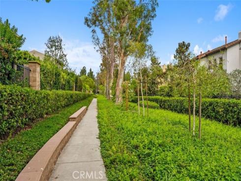 25 Carpenteria , Irvine, CA