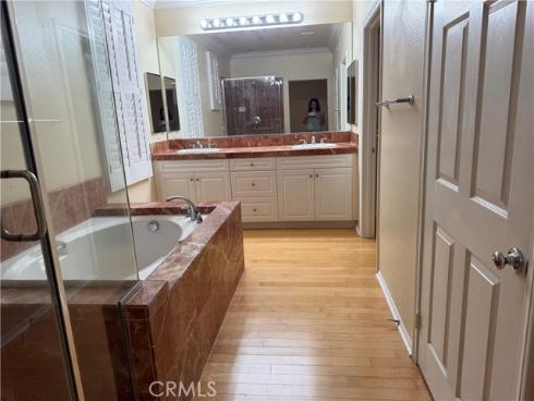 31 Regal , Irvine, CA
