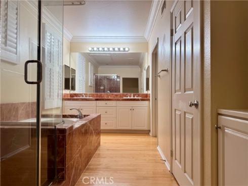 31 Regal , Irvine, CA
