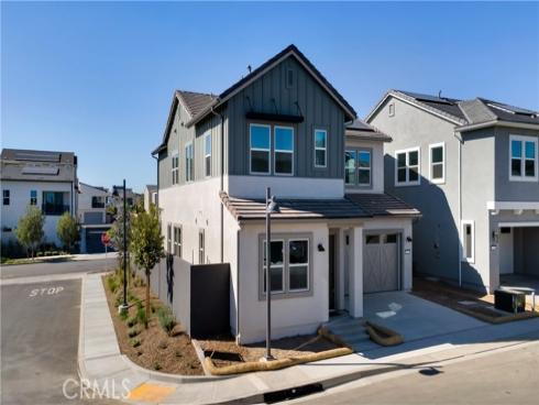 201  Briar Moon  , Irvine, CA