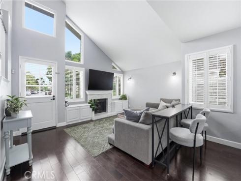 11 Shadowleaf , Irvine, CA