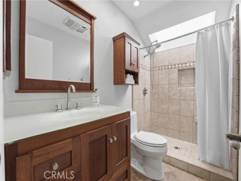 11 Shadowleaf , Irvine, CA