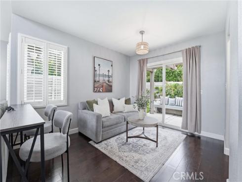 11 Shadowleaf , Irvine, CA