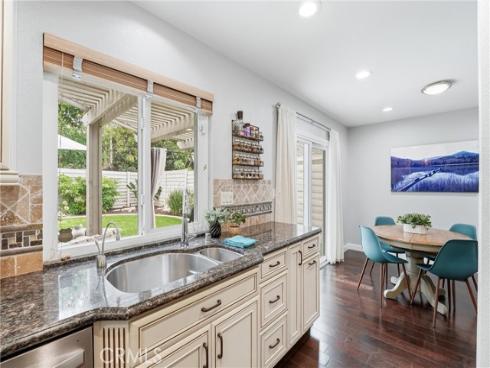 11 Shadowleaf , Irvine, CA