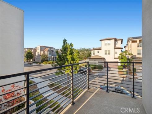 157 Crossover , Irvine, CA