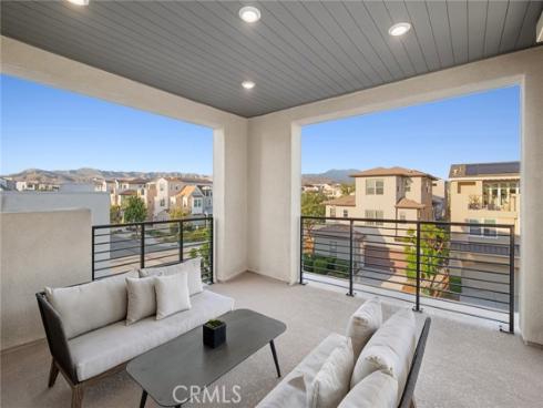 157 Crossover , Irvine, CA