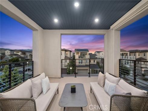 157 Crossover , Irvine, CA