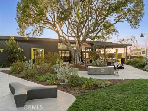 157 Crossover , Irvine, CA