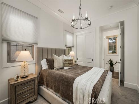 58 Riverboat , Irvine, CA