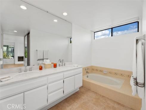 16 Alegria , Irvine, CA