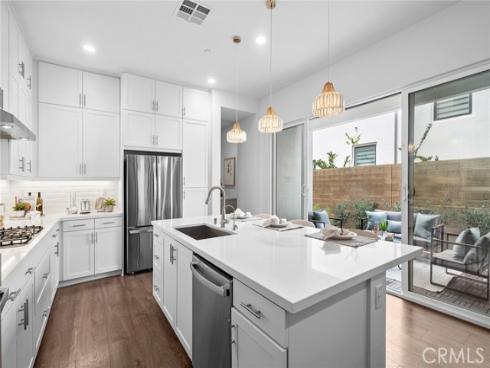 305 Novel , Irvine, CA