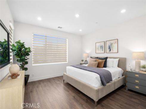 305 Novel , Irvine, CA