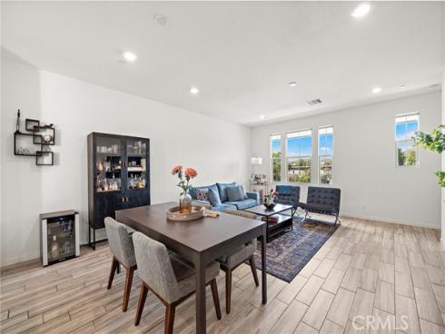 144 Paramount , Irvine, CA
