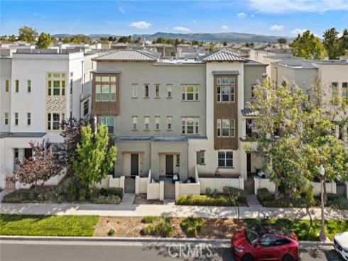 144 Paramount , Irvine, CA