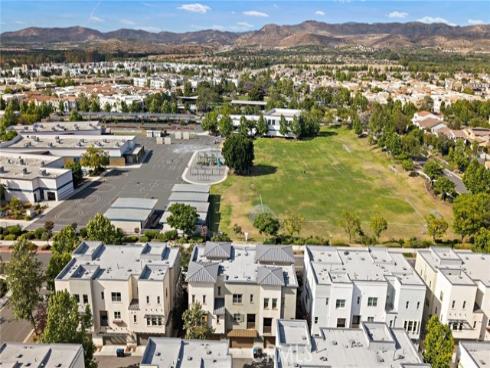 144 Paramount , Irvine, CA