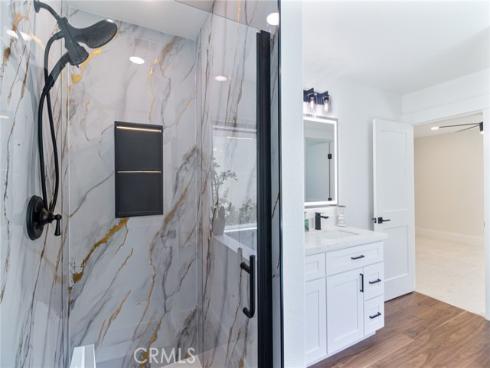 4122 Loma , Irvine, CA