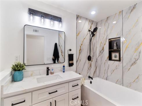 4122 Loma , Irvine, CA
