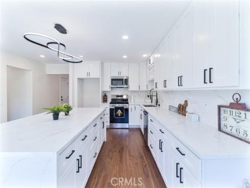 4122 Loma , Irvine, CA