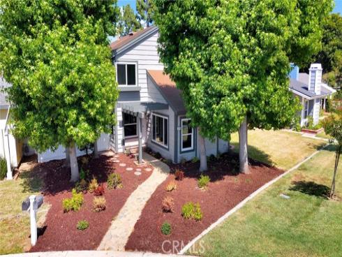 15 Snowapple , Irvine, CA