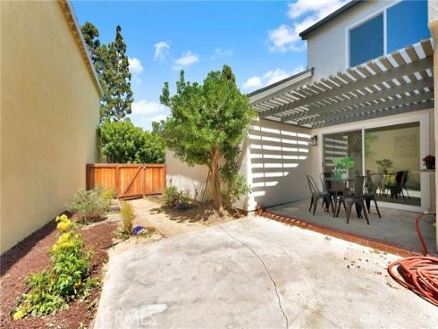 15 Snowapple , Irvine, CA