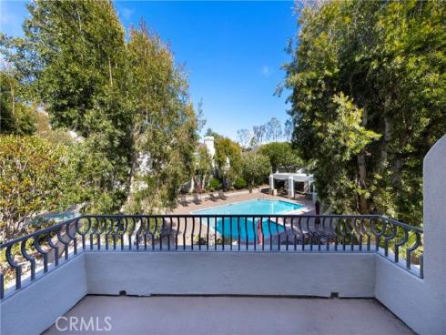 8 Longbourn Aisle , Irvine, CA