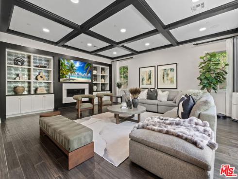 55 Suede , Irvine, CA