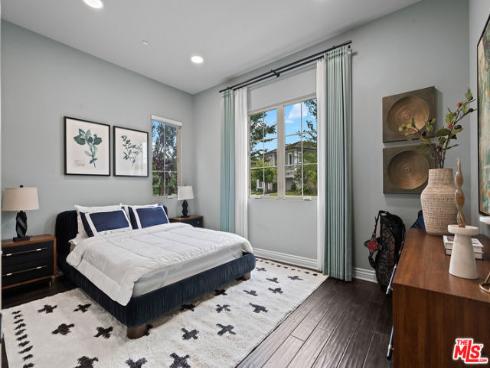 55 Suede , Irvine, CA
