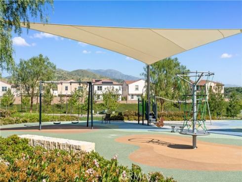 147  Fairgreen  , Irvine, CA