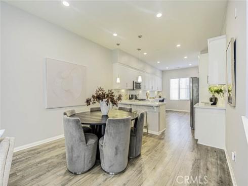 115 Neptune , Irvine, CA