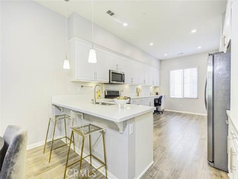 115 Neptune , Irvine, CA
