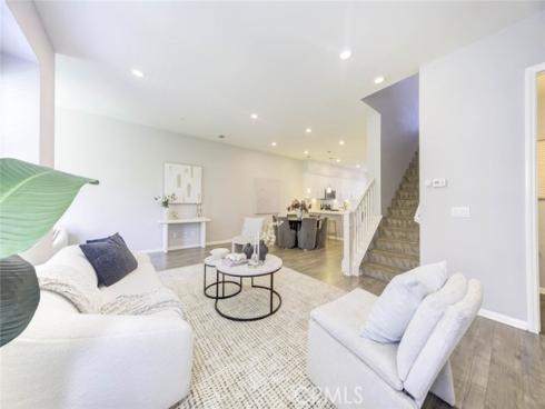 115 Neptune , Irvine, CA