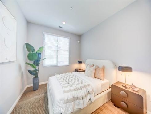 115 Neptune , Irvine, CA