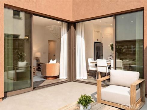 107 Petunia , Irvine, CA